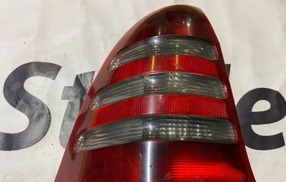 Mercedes-Benz C W203 Rear/tail lights A2038201164 2038201164