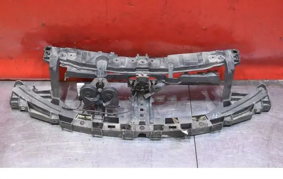 Renault Latitude (L70) Front bodywork piece 625108157R