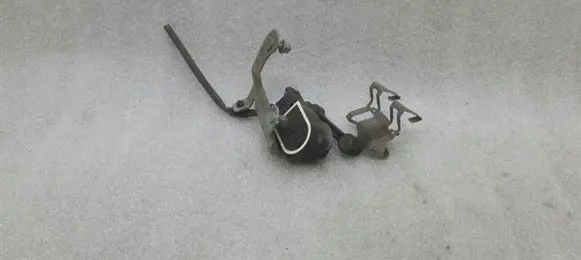 Mercedes-Benz E W213 Headlight/headlamp level sensor A0009053704