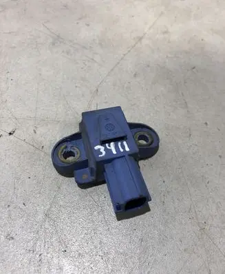 Volkswagen PASSAT B6 Airbag deployment crash/impact sensor 1K0955557A