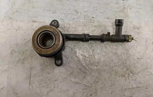Peugeot 4007 Clutch slave cylinder 510010810 8J05
