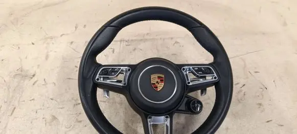 Porsche Macan (95B) Steering wheel