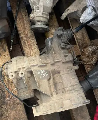 Suzuki Grand Vitara I Gearbox transfer box case 11szm012