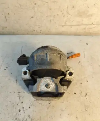 Audi A6 C7 Engine mount bracket 8K0973802
