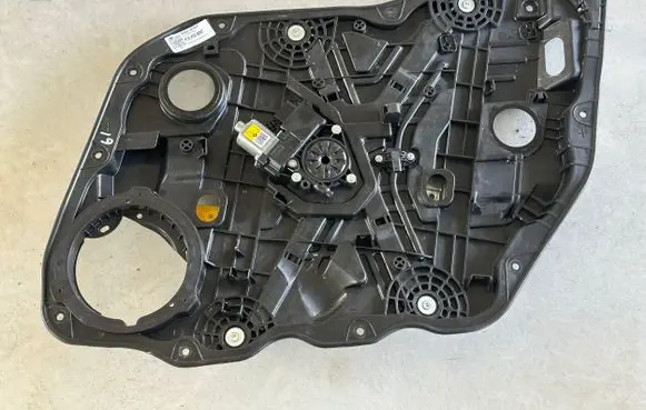 KIA Niro Front door window regulator with motor 82480AT060 82460AT100