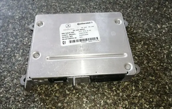 Mercedes-Benz E W211 Bluetooth control unit module A2118701885