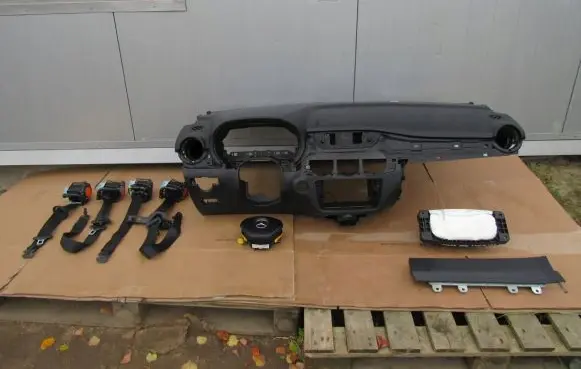 Mercedes-Benz B W246 W242 Airbag set with panel 