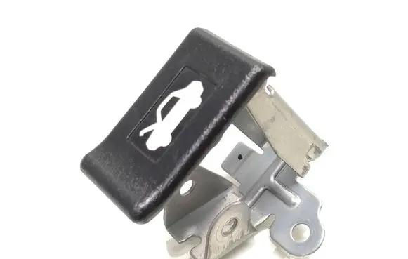 Honda CR-V Engine bonnet (hood) release handle