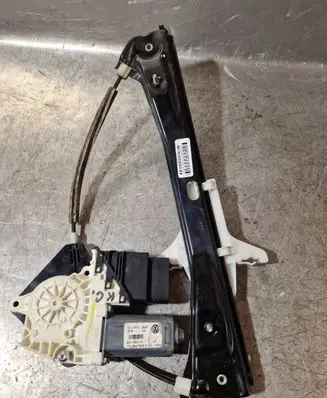 Volkswagen Jetta VI Rear door window regulator with motor 3C0959703B 12102012 938789170