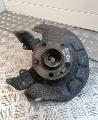 Skoda Fabia Mk2 (5J) Front wheel bearing hub 