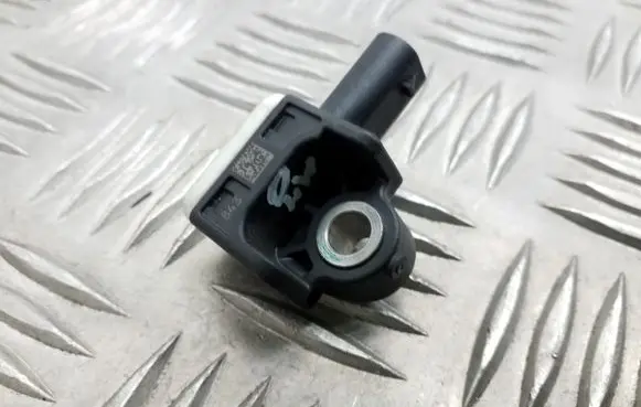 Volkswagen Polo V 6R Airbag deployment crash/impact sensor 2H0959351