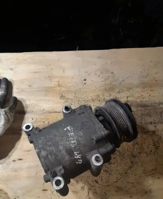 Ford Mondeo Mk III Air conditioning (A/C) compressor (pump) 200CCPAG 2006N0U03 6S3H19D62C3A