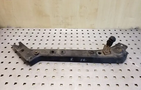 Nissan X-Trail T31 Top upper radiator support slam panel
