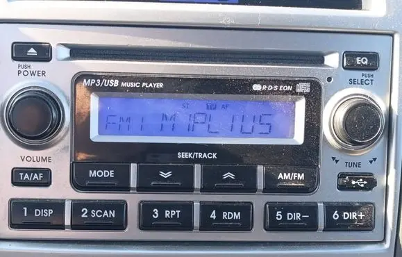 Hyundai Santa Fe Radio/CD/DVD/GPS head unit M85002B200 10R021132 5221620KHZ