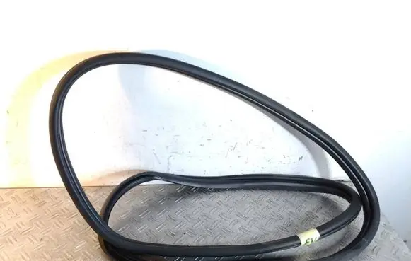 KIA Niro Rear door rubber seal (on body) 83110AT000