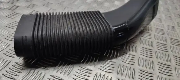 BMW X5 E70 Air intake hose/pipe 7812058 090090847