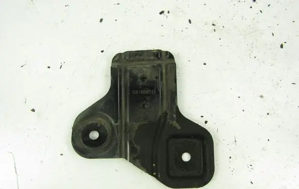 Opel Insignia A Battery bracket 13310743