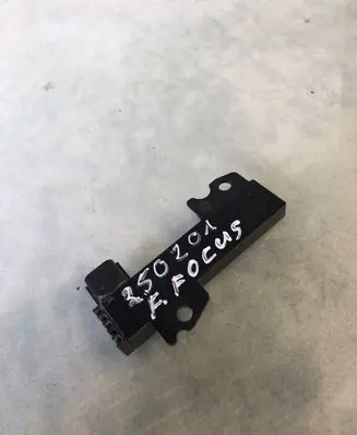Ford Focus Aerial antenna amplifier Ds7t15k603aa Ds7t15k603