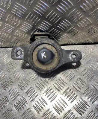 Subaru Forester SJ Engine mount bracket