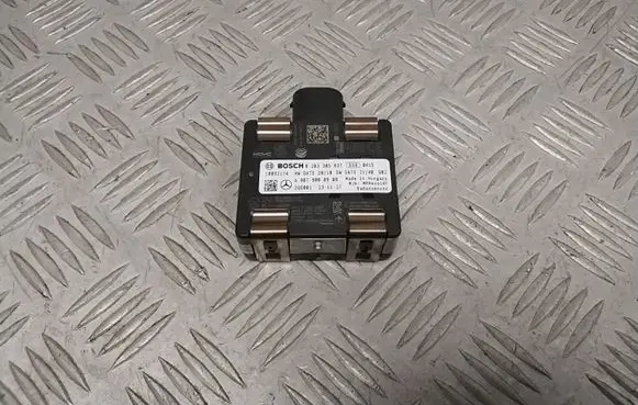 Mercedes-Benz Sprinter W907 W910 Distronic sensor radar A9079000908
