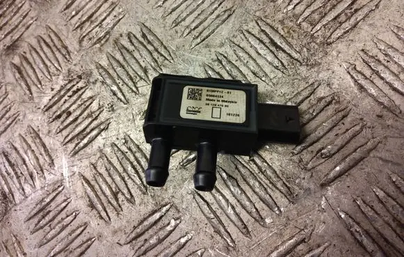 Peugeot 2008 I Exhaust gas pressure sensor 9812047080