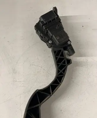 Volvo V50 Accelerator throttle pedal 4M519F836AH 110504 6PV00864101