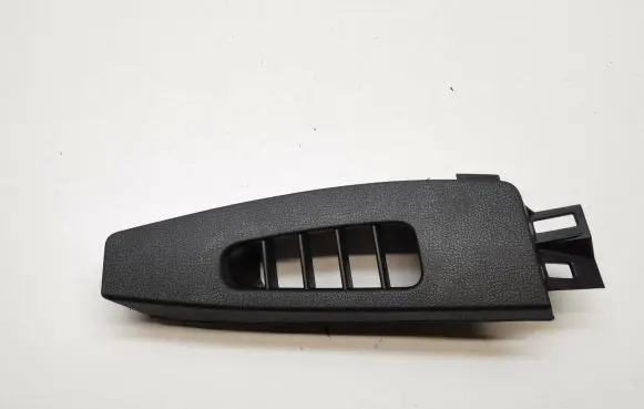 Dashboard side air vent grill/cover trim