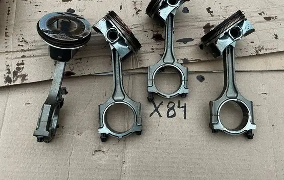 Ford Kuga III Piston with connecting rod LX6E6K100EA