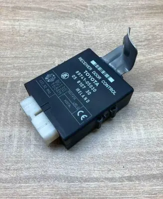 Toyota Avensis T220 Other control units/modules 8974105030 05810730