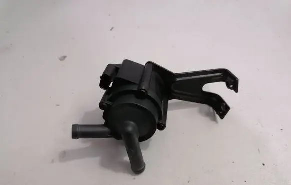 BMW 5 F10 F11 Electric auxiliary coolant/water pump 7629916