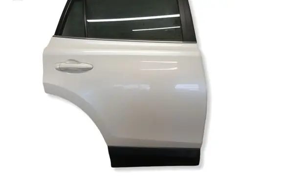 Toyota RAV 4 (XA40) Rear door 6700342180