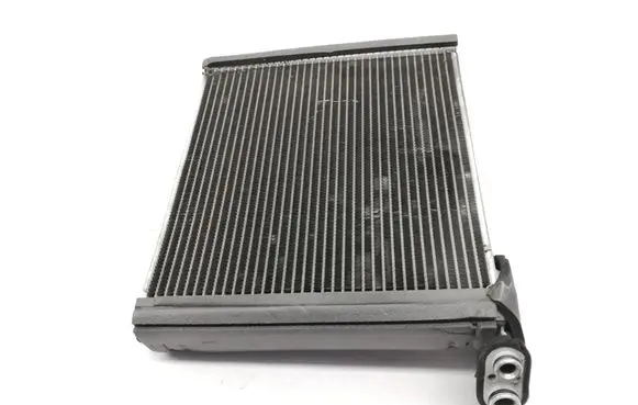 Toyota Avensis T270 Air conditioning (A/C) radiator (interior) 