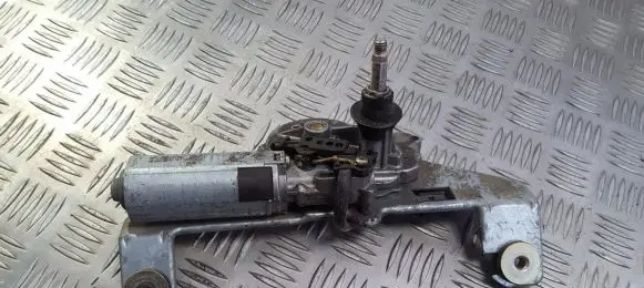 Volvo S40, V40 Rear window wiper motor 0390201529