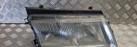 Volkswagen PASSAT B5 Headlight/headlamp 14742600
