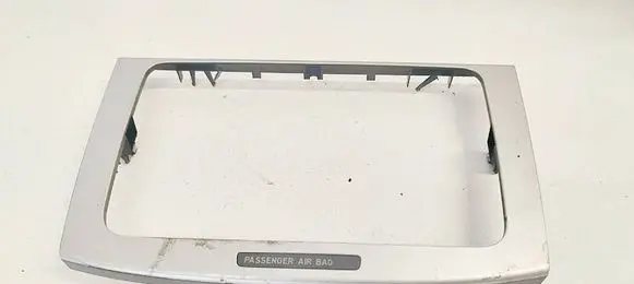 Volkswagen PASSAT B6 Other interior part 3C0858069M