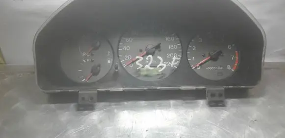 Mazda 323 Speedometer (instrument cluster) MJ3MB