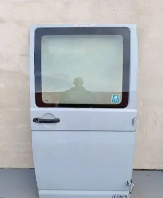 Volkswagen Multivan T5 Rear door