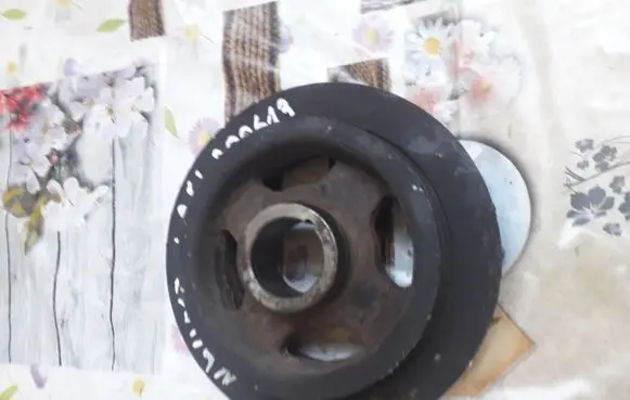 Nissan Quest Crankshaft pulley