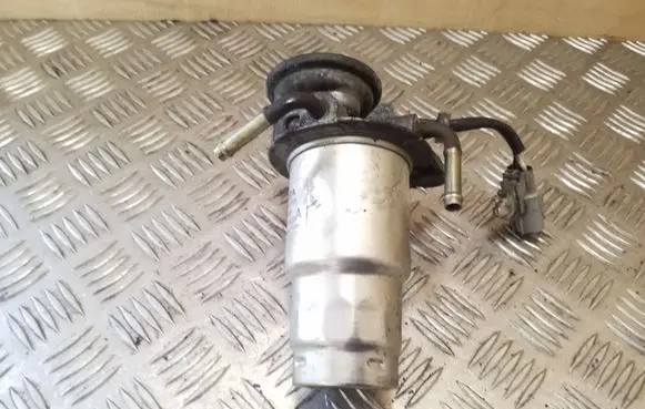Toyota Avensis Verso Mechanical fuel pump 23390YZZHA HU1861006820