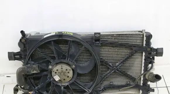 Opel Zafira B Radiator set 