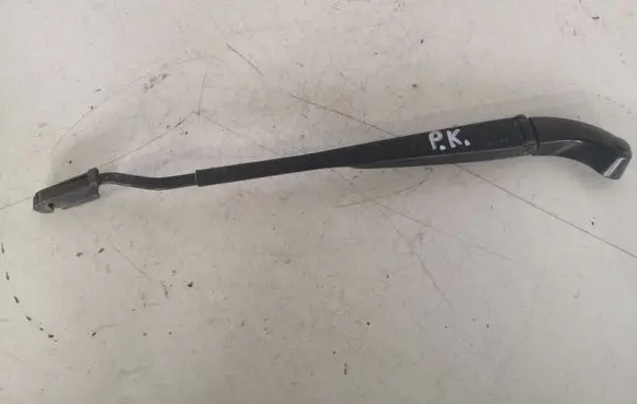 Mini One - Cooper R50 - 53 Front wiper blade arm