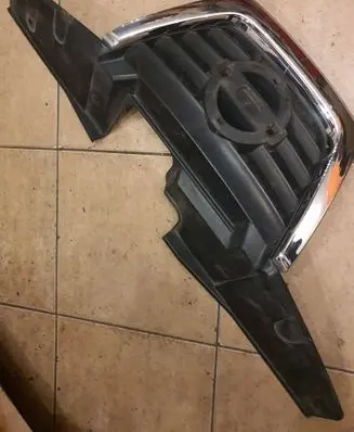 Nissan Juke I F15 Front grill 620701KA6A 620721KA6A 62070