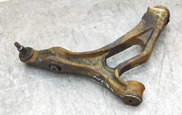 Porsche Cayenne (9PA) Front lower control arm/wishbone 7L0407153B GJS40015