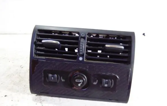 Audi A8 S8 D2 4D Rear air vent grill 4D0819203G