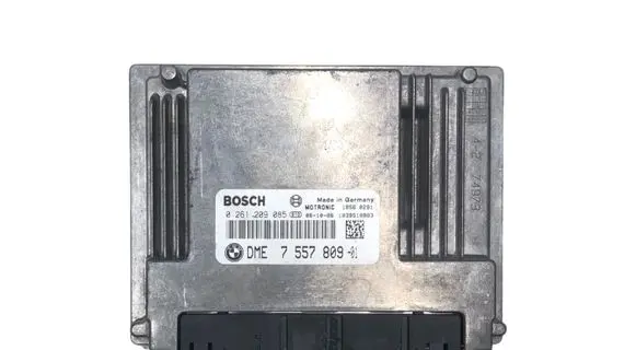 BMW 1 E81 E87 Engine control unit/module 755780901 1039S10883 0261209085
