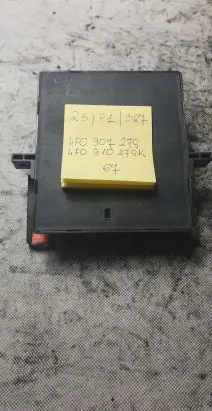 Audi A6 S6 C6 4F Gateway control module 4F0907279