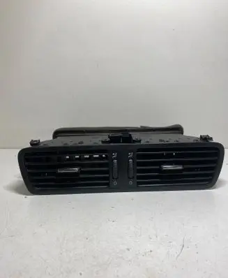 Volkswagen PASSAT B6 Dash center air vent grill 3C1819728