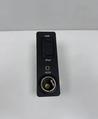 Land Rover Evoque I USB socket connector A2C5336865900 AW9319C166AA T1108075228
