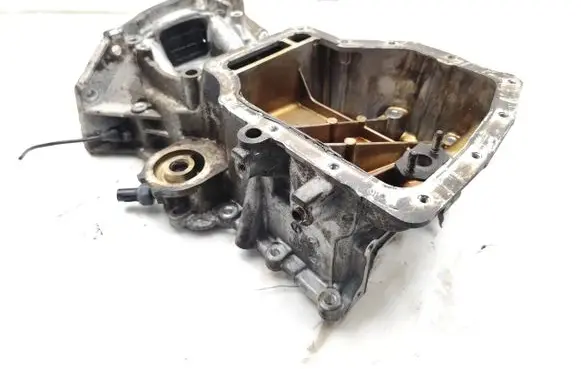 KIA Sportage Oil sump 211352B700