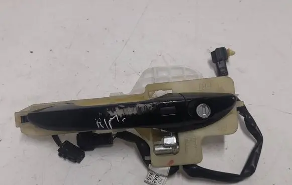 Hyundai Veloster Front door exterior handle 1224900600